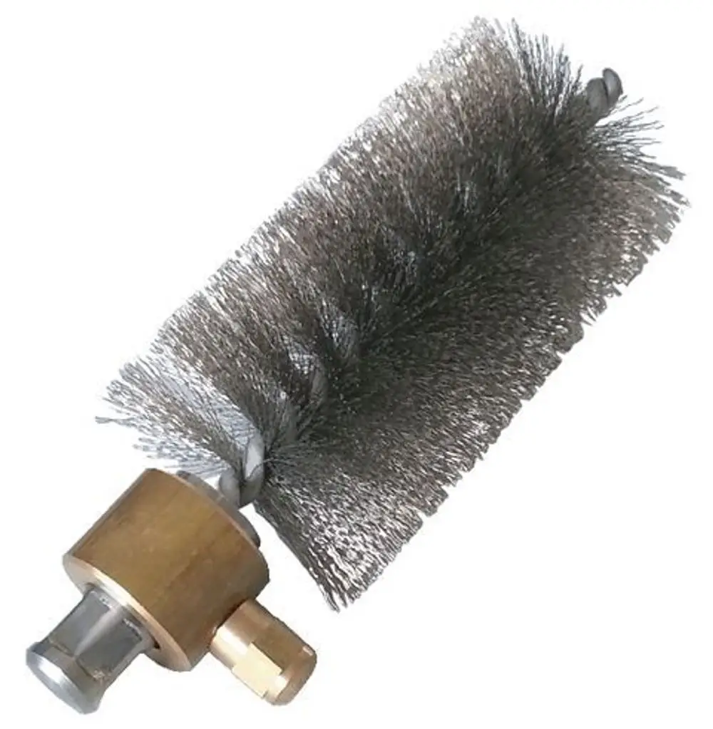 Bürste mit Metallborsten und einem Befestigungsanschluss, geeignet für Reinigungsarbeiten, hergestellt von der Marke Syr.